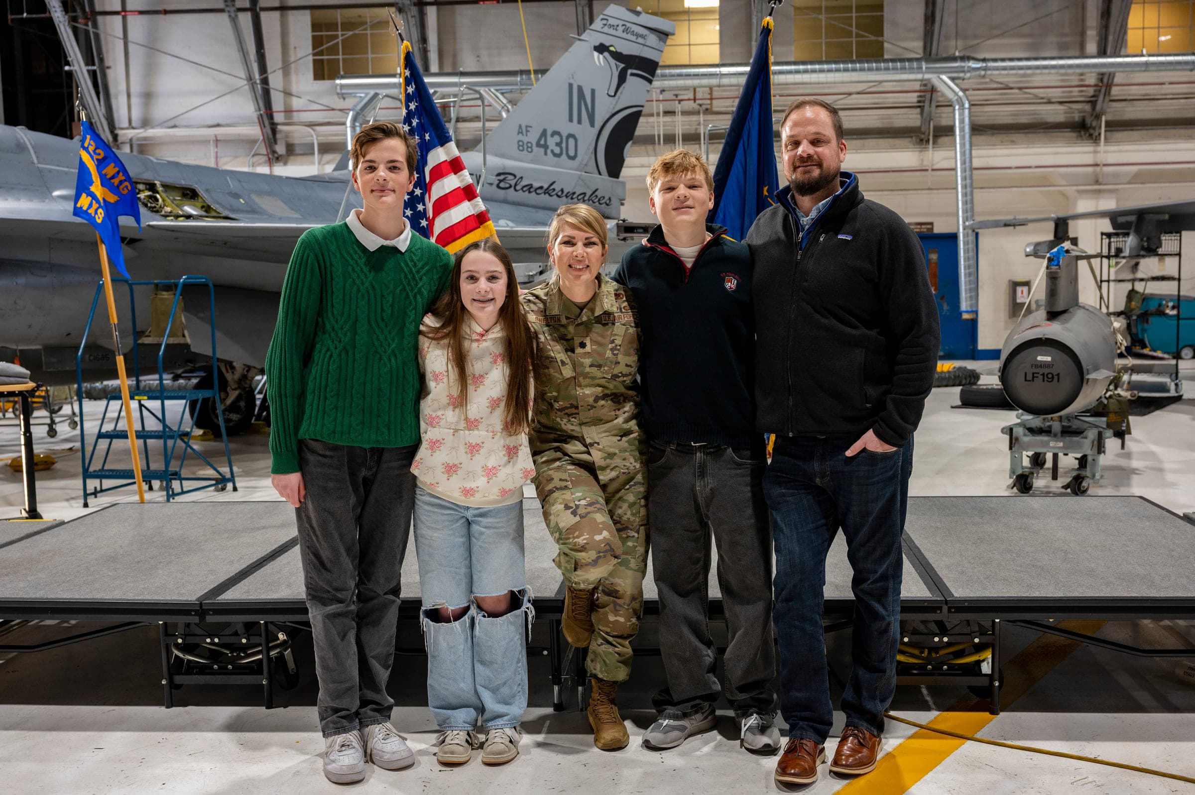 Hangar Family Portraits, photo 2